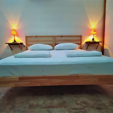 Chimera Pia Aparts Hotel