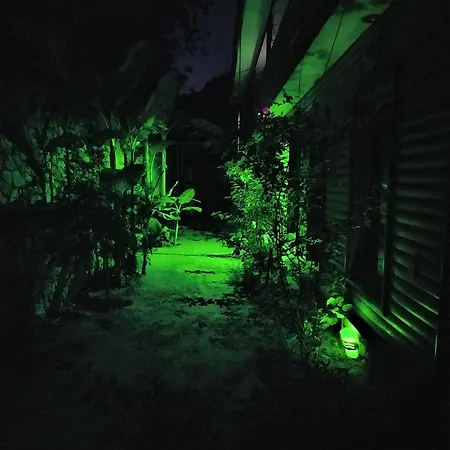 Chimera Pia Aparts Hotell 3*