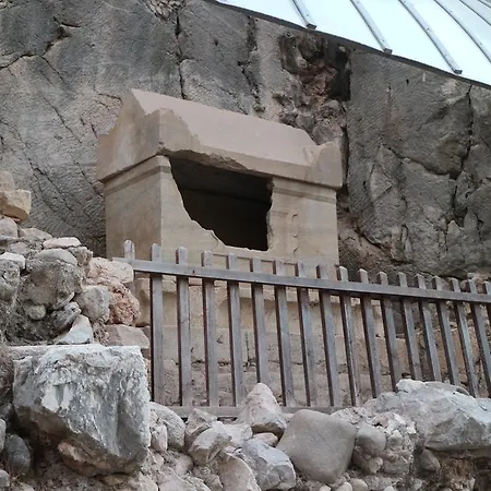 Chimera Pia Aparts Çıralı