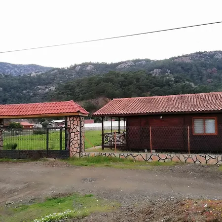 Chimera Pia Aparts 3* Çıralı